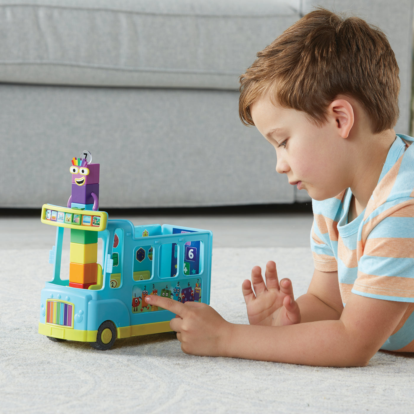 Numberblocks | Rainbow Counting Bus